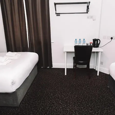 Abbey Apartment *
